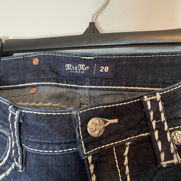Miss Me Skinny Lowrise Jeans - Picture 3 of 4